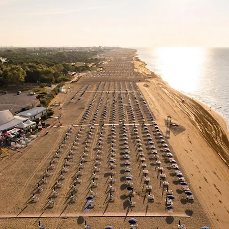 Relaxing In A Area - Beahost Lejlighed Bibione