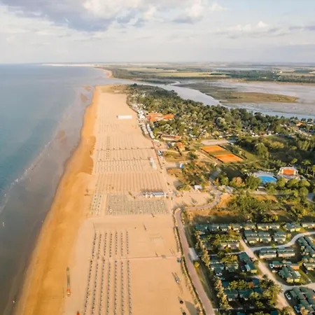 Relaxing In A Area * Bibione
